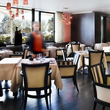 英格兰旅馆和公寓 酒店 4*
