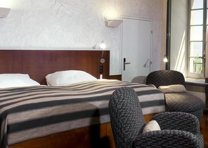 Отель Angleterre 4*